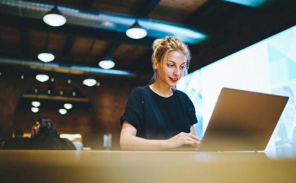 Tout savoir sur la carte bancaire prépayée : avantages et usages